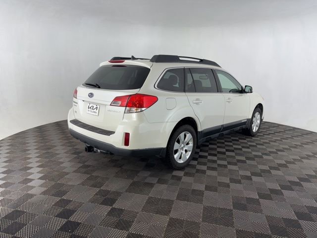 Used 2011 Subaru Outback 2.5i Limited image 7