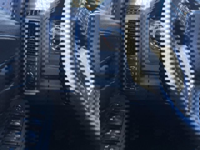 Used 2015 RAM 1500 Express image 18