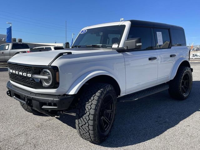 Used 2025 Ford Bronco Badlands image 7