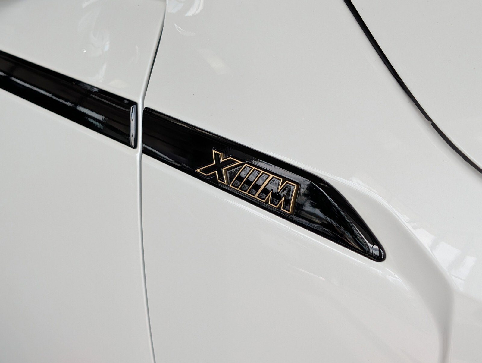 Certified 2024 BMW XM AWD/4WD image 2