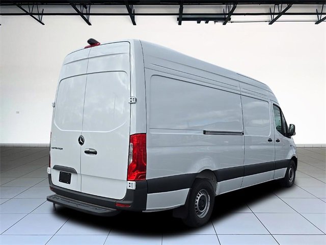 New 2024 Mercedes-Benz eSprinter 170 Cargo image 5