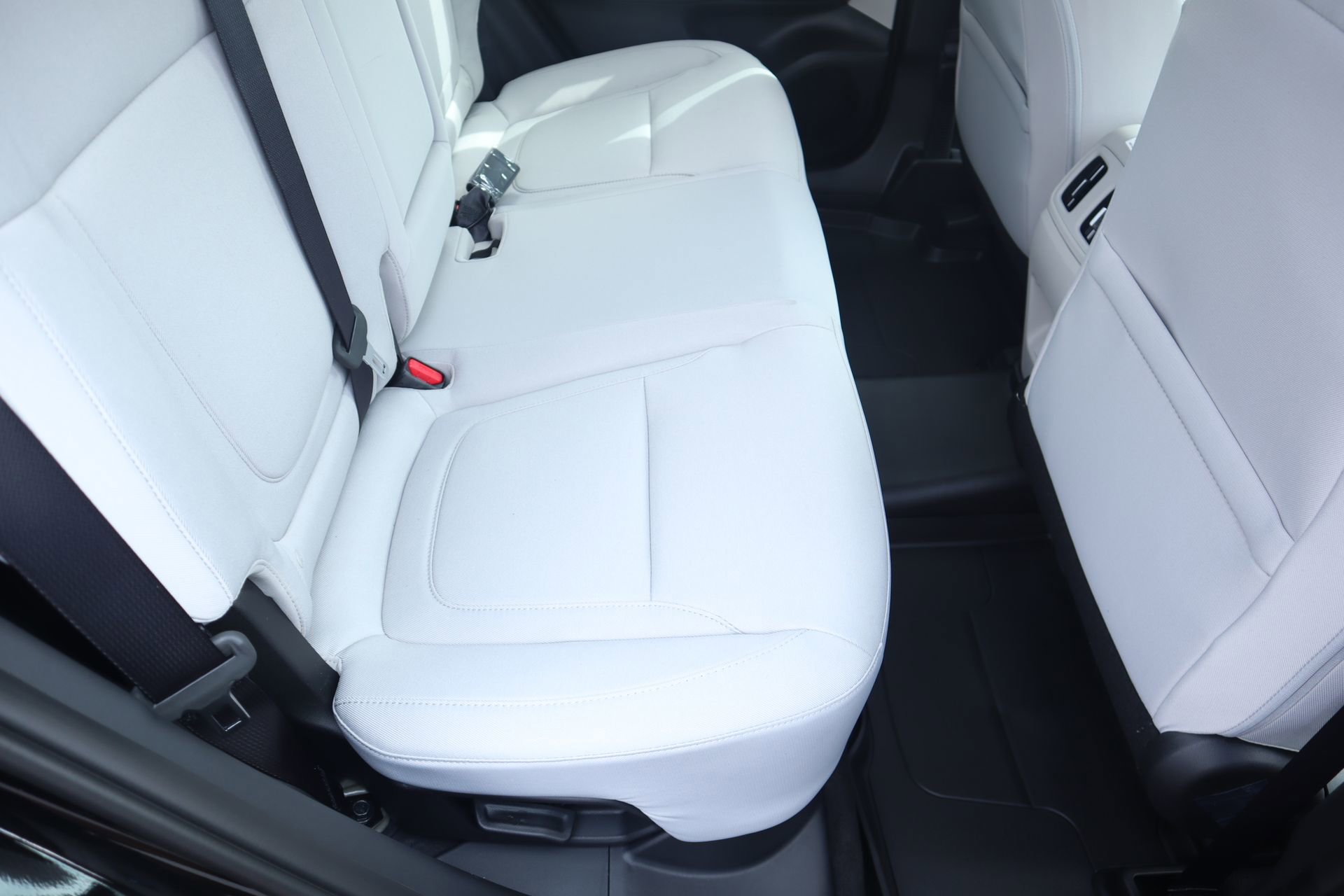 New 2026 Hyundai Tucson Blue SE image 12