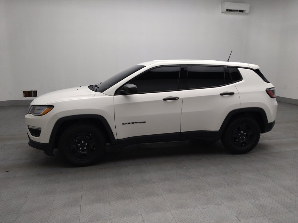 Used 2021 Jeep Compass Sport image 2