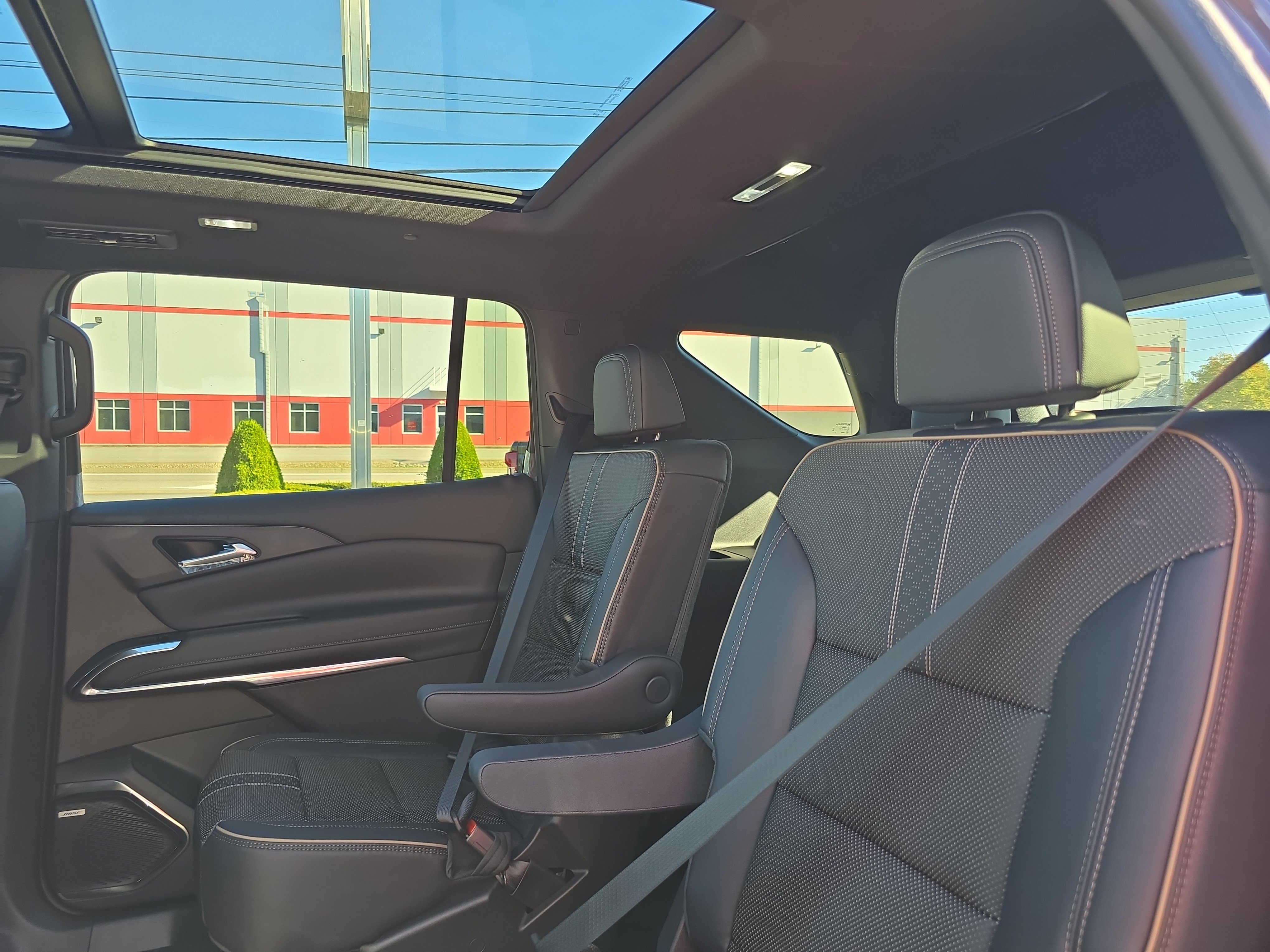 New 2026 Chevrolet Traverse High Country w/ LPO, Floor Liner Package image 14