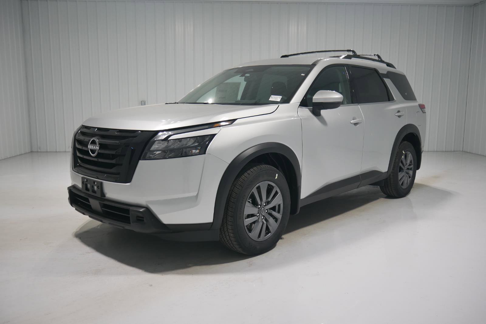 New 2025 Nissan Pathfinder SV