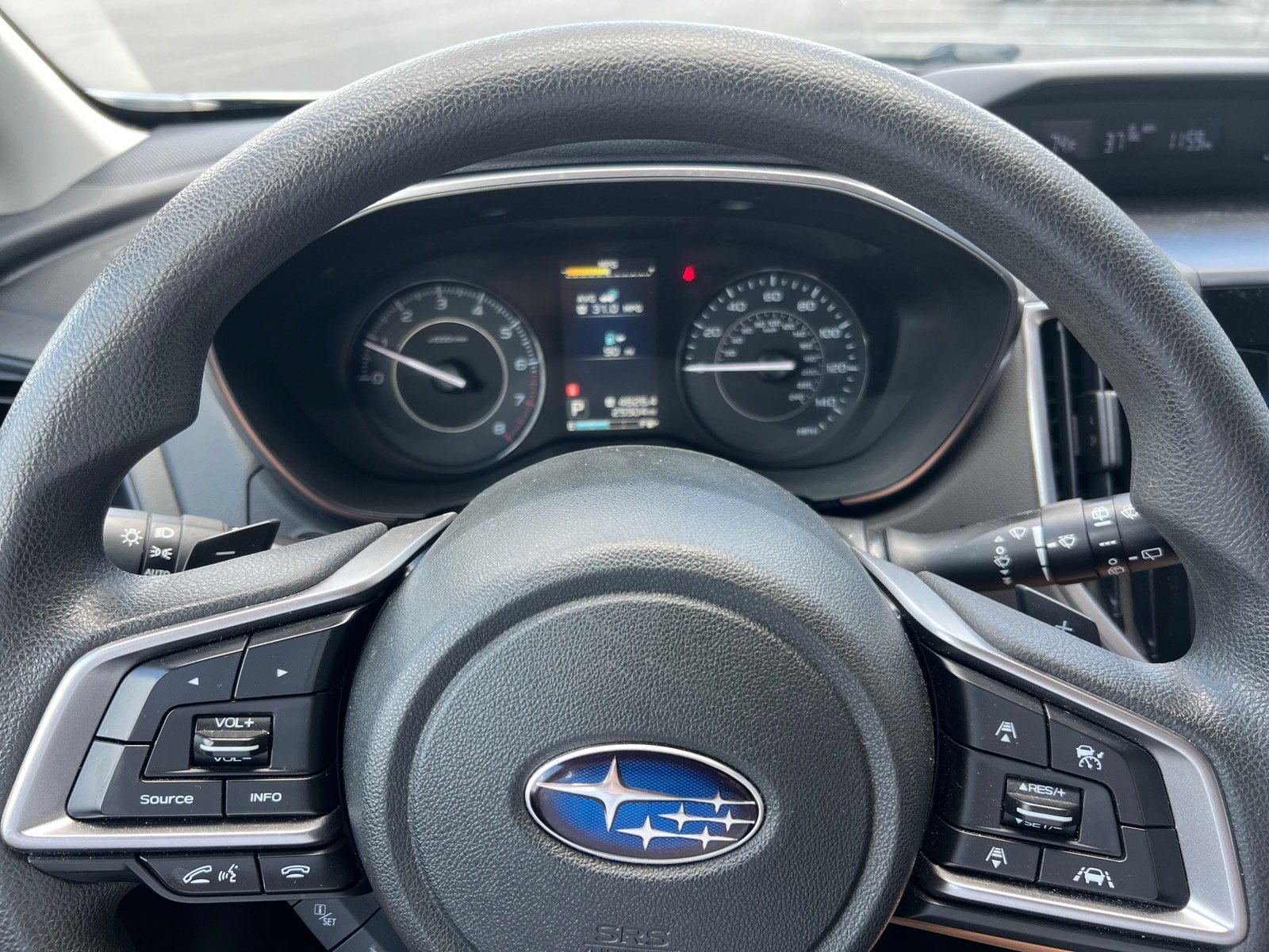 Used 2018 Subaru Impreza 2.0i Premium w/ Eyesight & BSD & Rcta AWD/4WD image 11