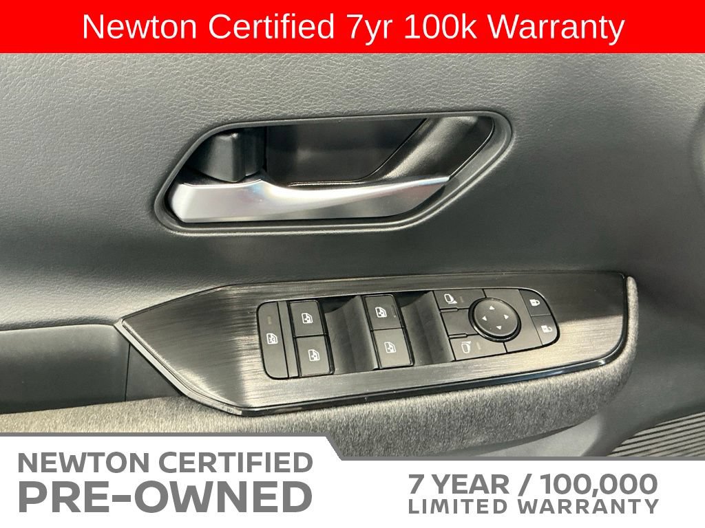 Used 2026 Nissan Kicks SV w/ SV Premium Package FWD image 31