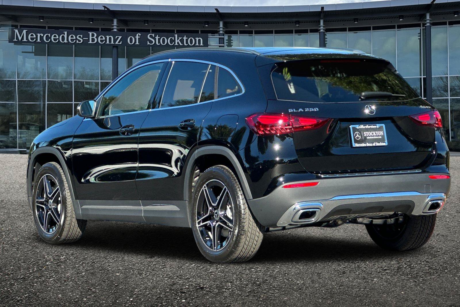 New 2026 Mercedes-Benz GLA 250 4MATIC image 6