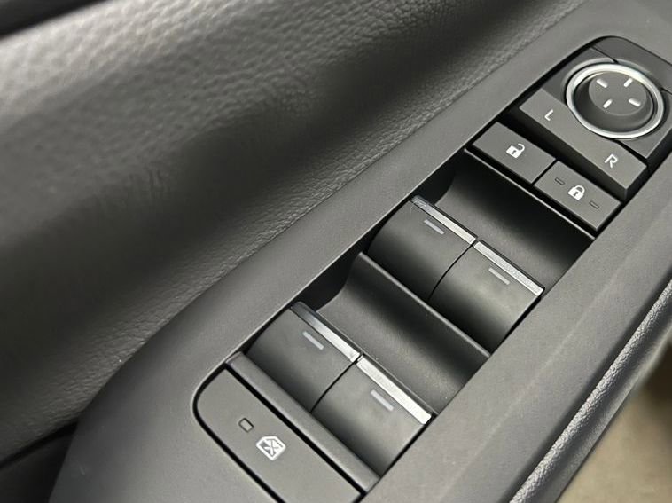 New 2026 Toyota Prius XLE image 39