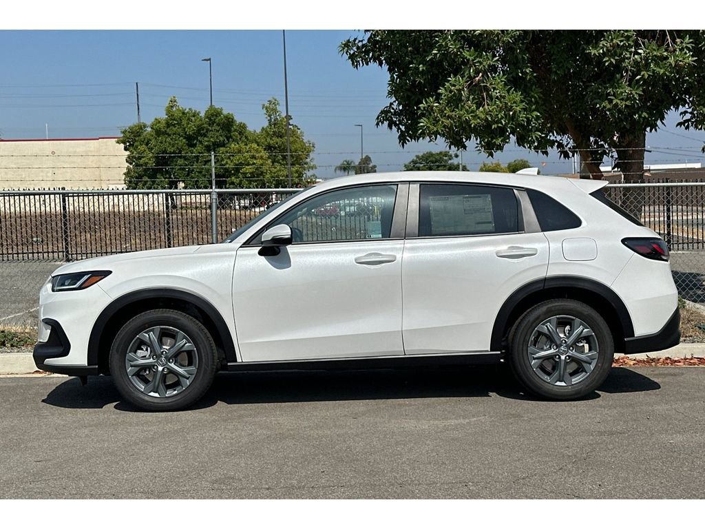 Certified 2026 Honda HR-V LX image 2