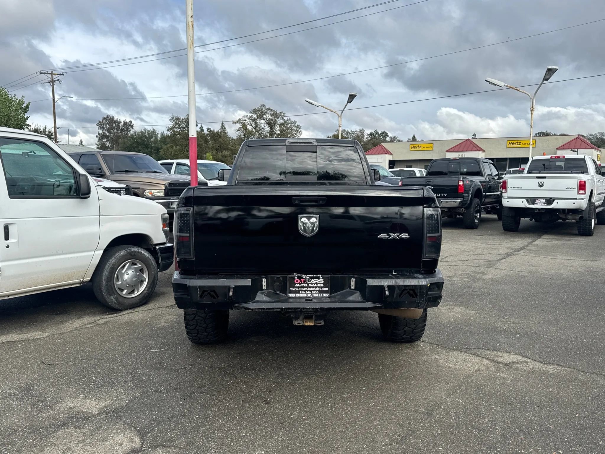 Used 2014 RAM 3500 Laramie w/ Black Appearance Group image 4