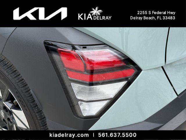 Used 2024 Hyundai Kona SEL FWD image 7