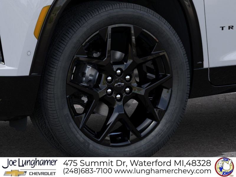 New 2026 Chevrolet Traverse RS w/ LPO, Floor Liner Package AWD/4WD image 10