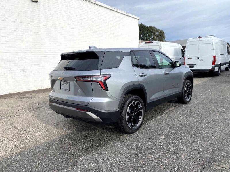 New 2026 Chevrolet Equinox LT image 4