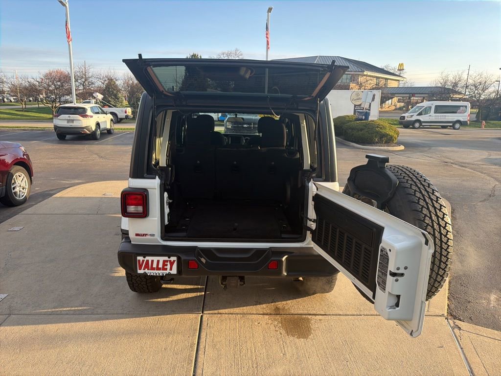 Used 2021 Jeep Wrangler Unlimited Sahara w/ Dual Top Group image 45