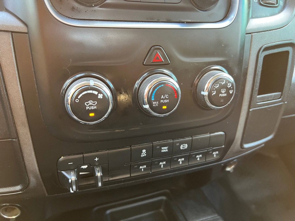 Used 2017 RAM 3500 Tradesman w/ Chrome Appearance Group image 25