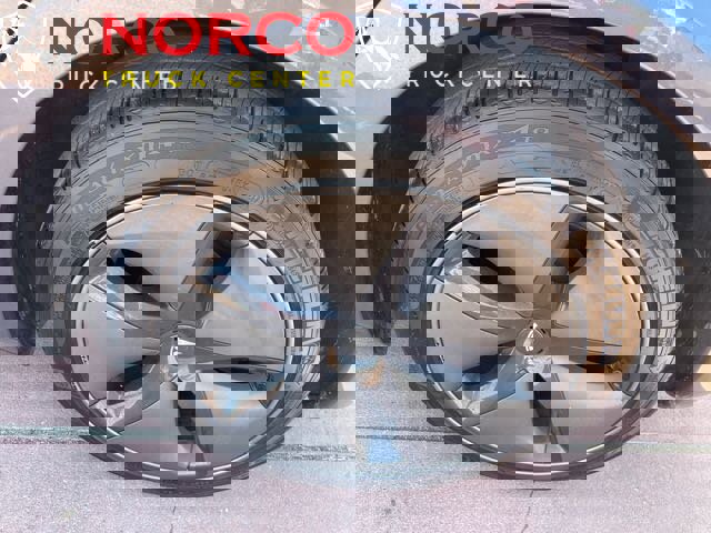 Used 2020 Tesla Model 3 Standard Range Plus image 9