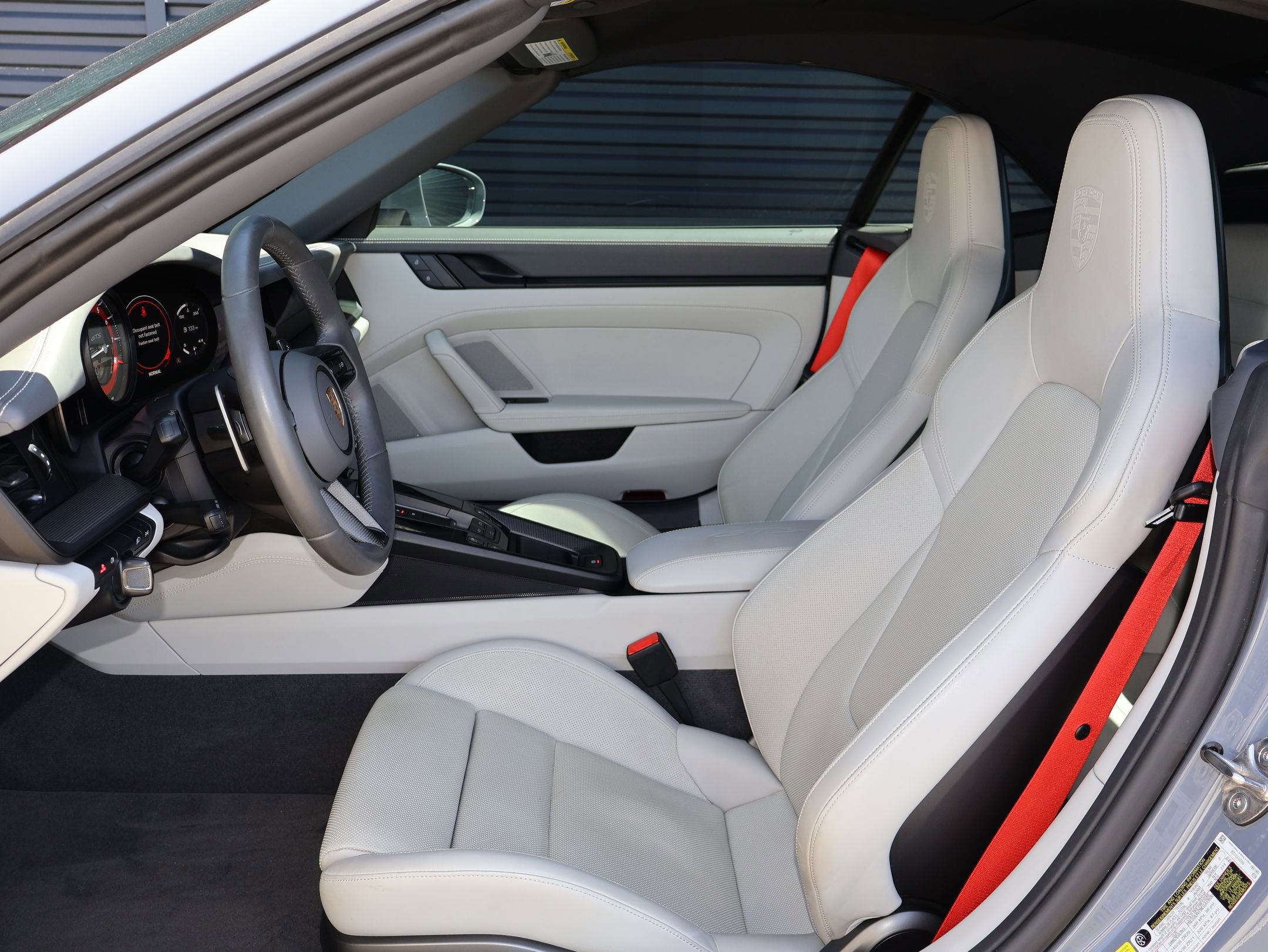 Used 2023 Porsche 911 Carrera GTS RWD image 5