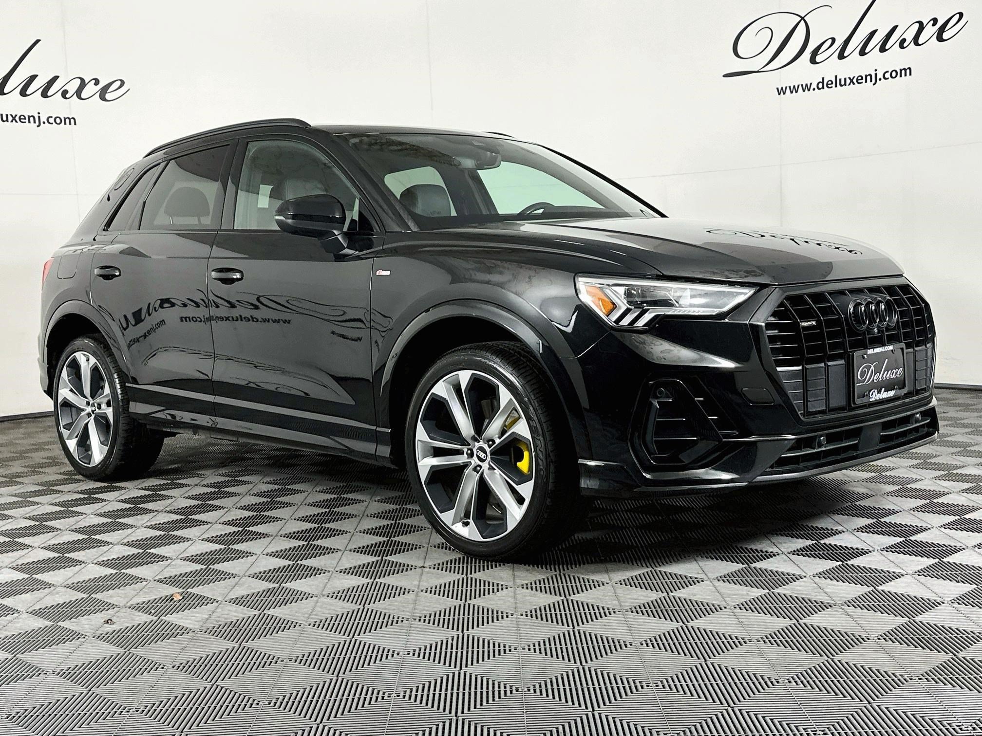 Used 2022 Audi Q3 2.0T Premium Plus w/ Premium Plus Package