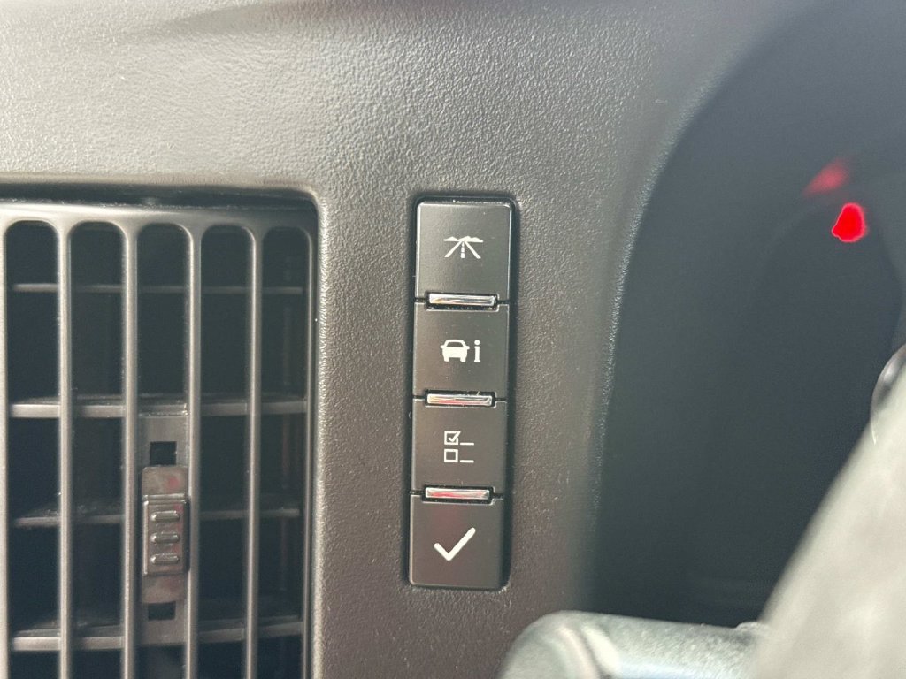 Used 2016 Chevrolet Express 3500 LT w/ LT Preferred Equipment Group RWD image 36