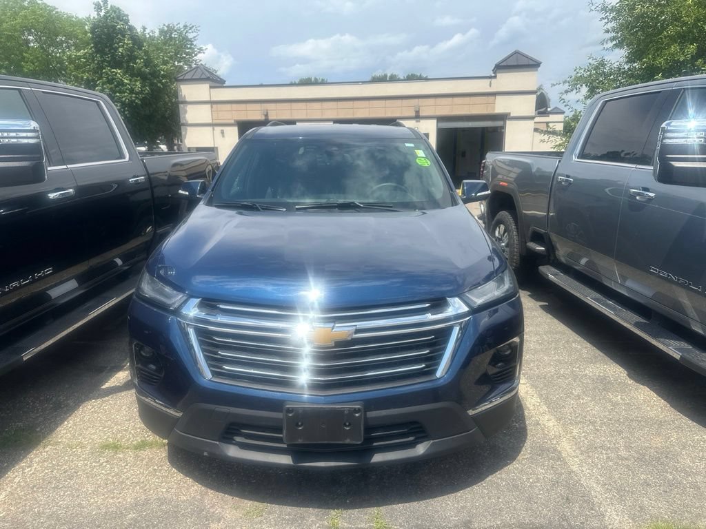 Used 2023 Chevrolet Traverse LT AWD/4WD image 6