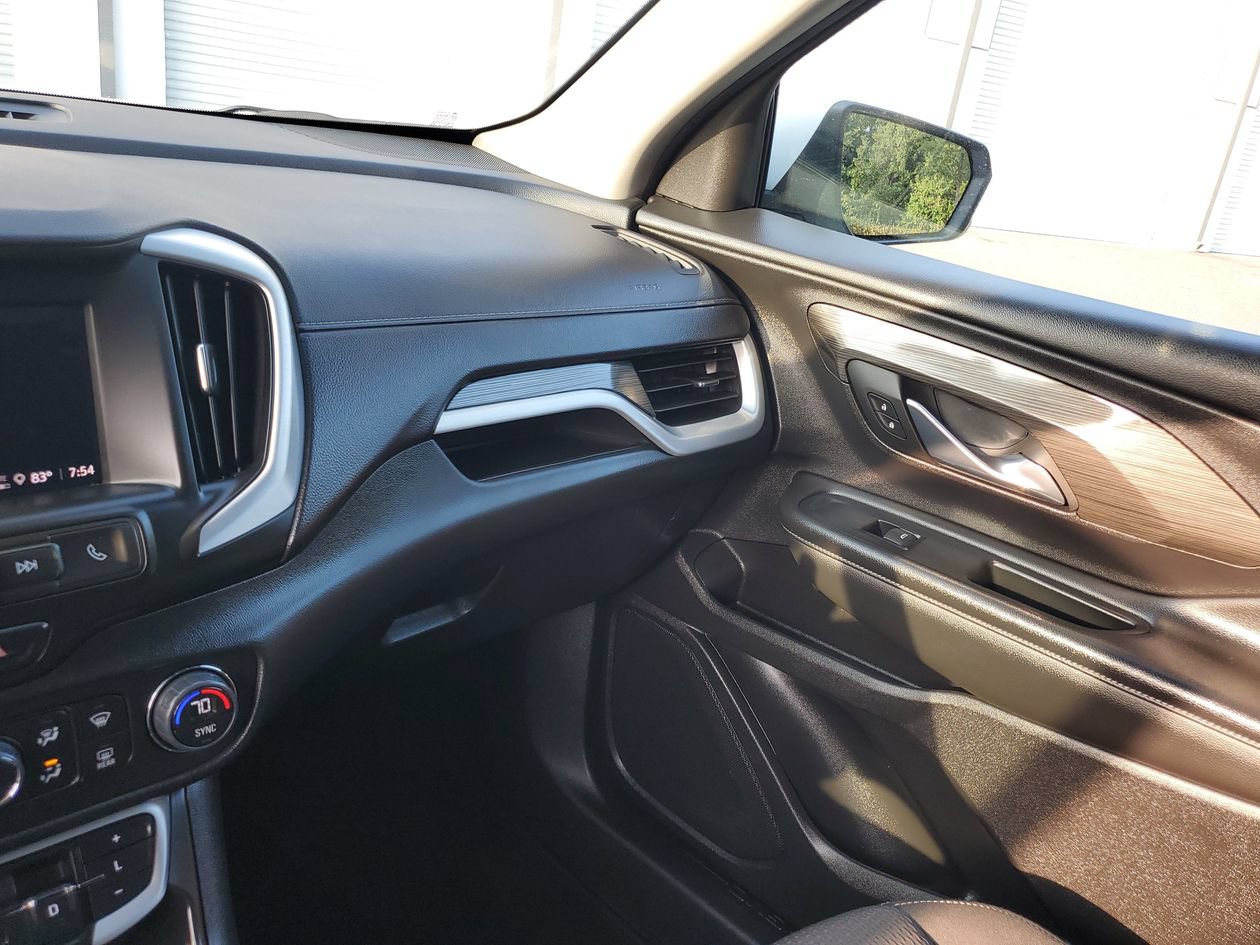 Used 2023 GMC Terrain SLE w/ Driver Convenience Package FWD image 25
