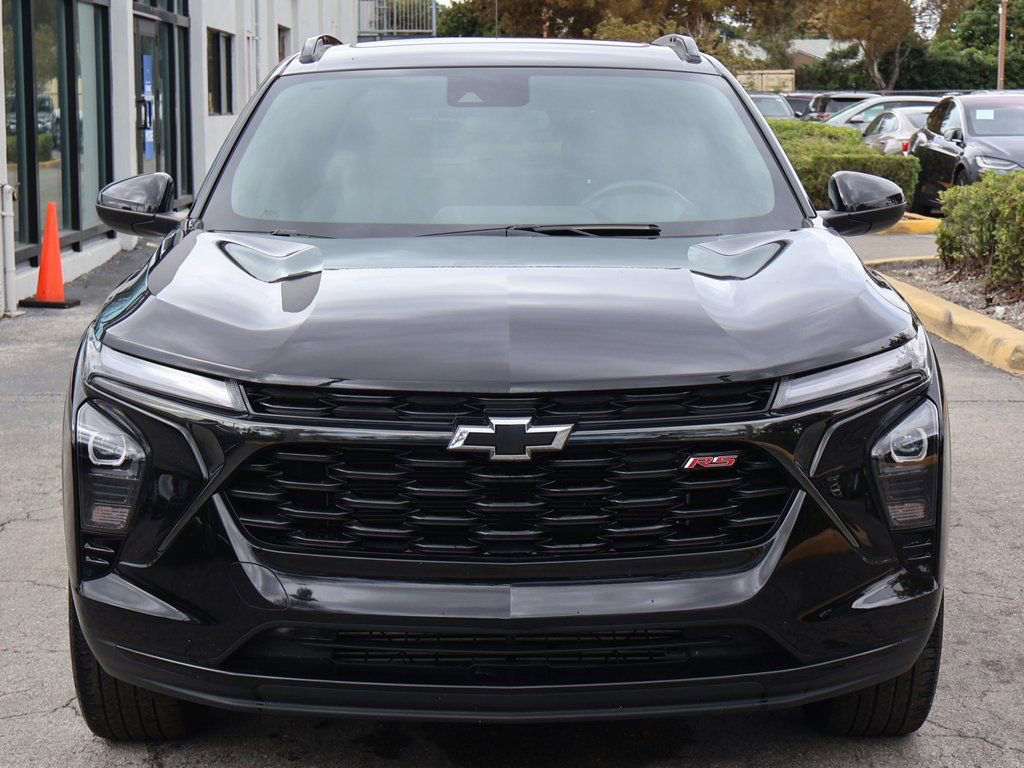 Used 2024 Chevrolet Trax RS w/ Sunroof Package image 13