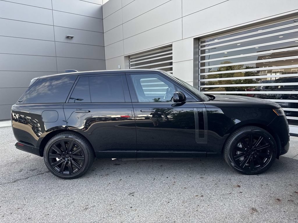 New 2026 Land Rover Range Rover SE AWD/4WD image 9