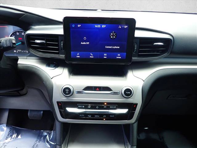 Used 2023 Ford Explorer XLT RWD image 17