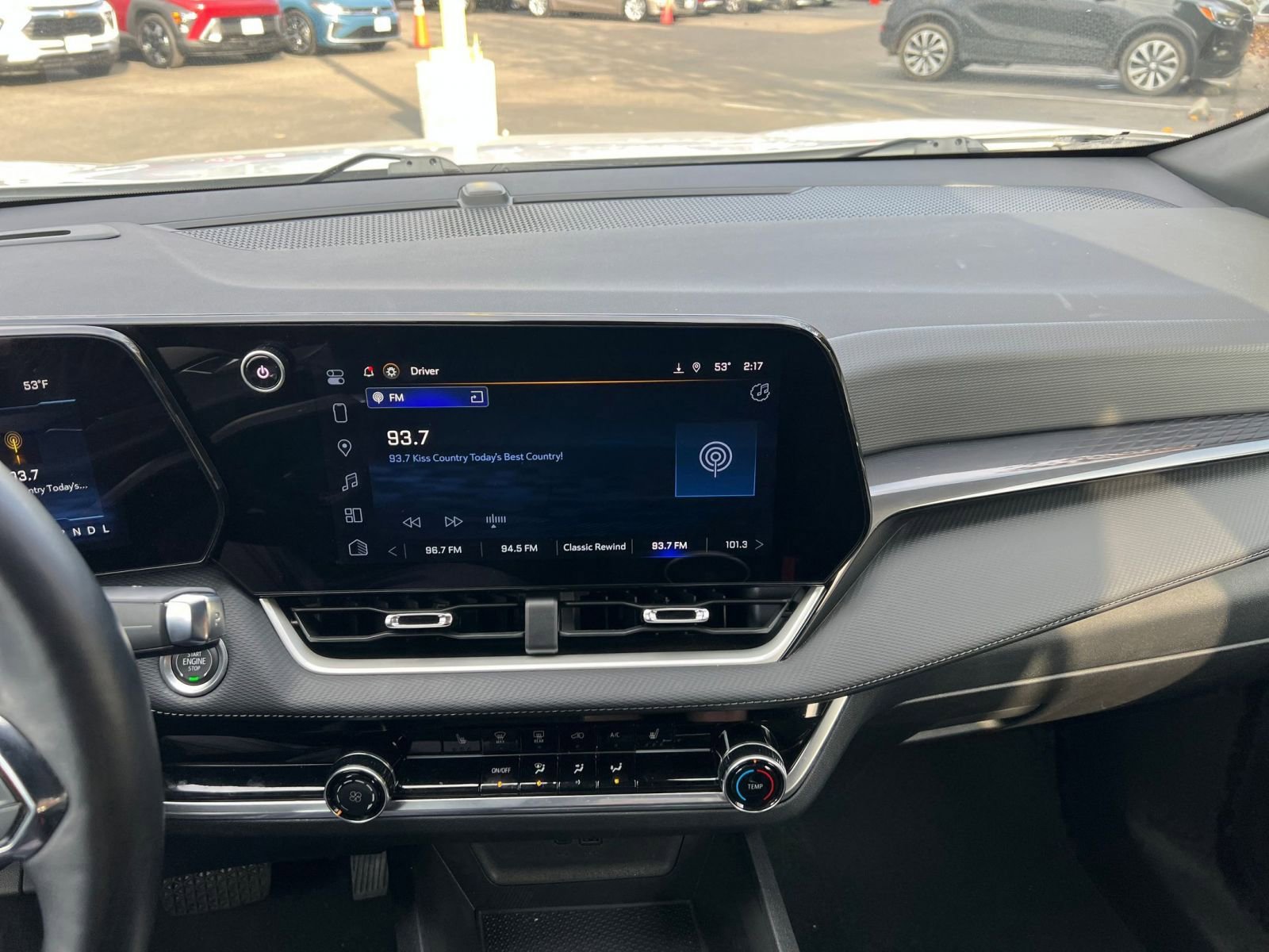 Used 2025 Chevrolet Equinox LT image 18