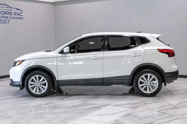 Used 2018 Nissan Rogue Sport S w/ S Appearance Package FWD image 15