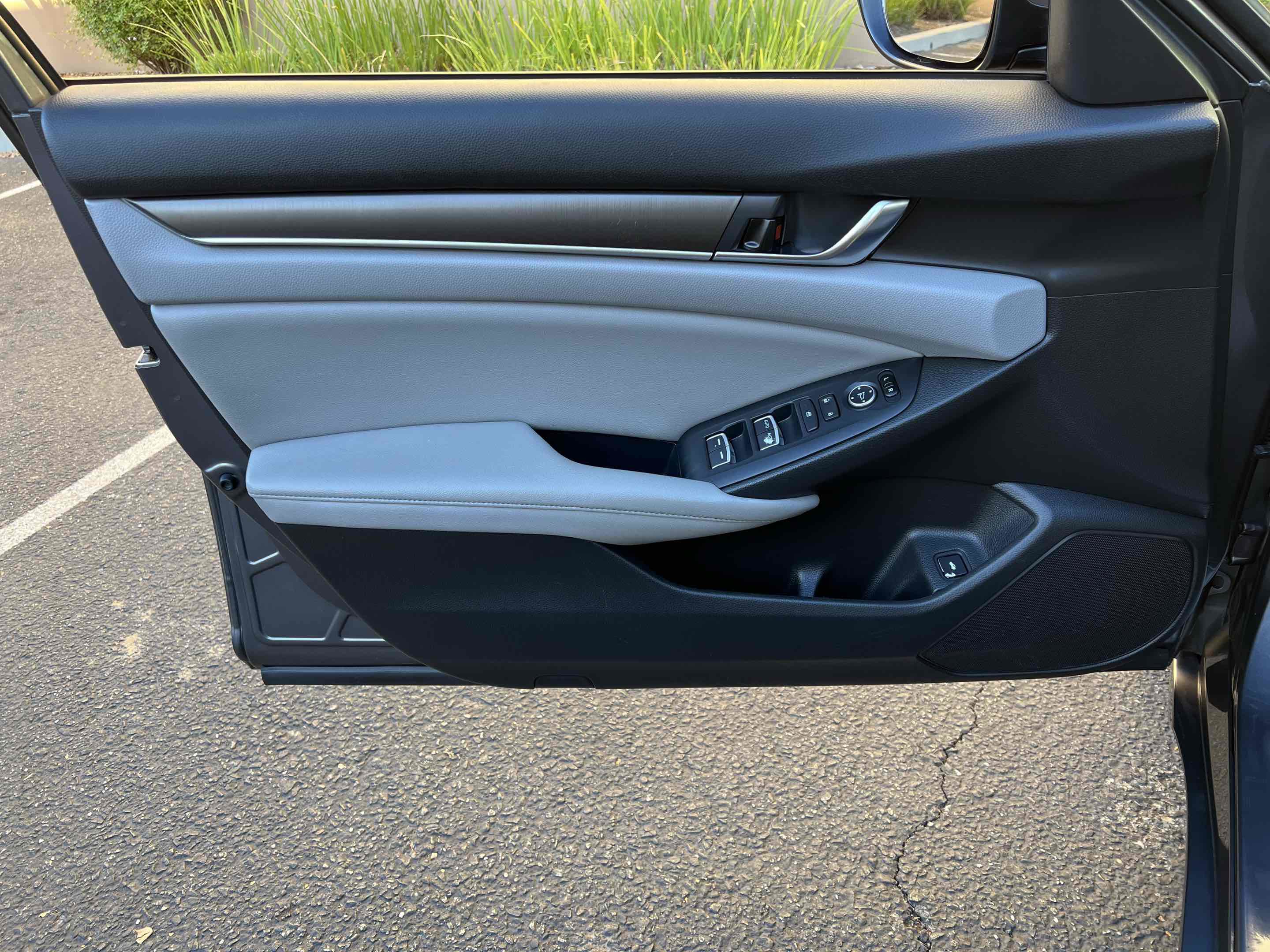 Used 2019 Honda Accord Hybrid image 65