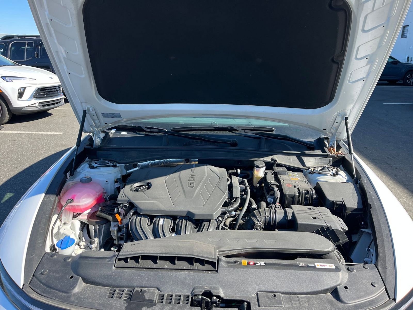 Used 2025 Hyundai Sonata SEL FWD image 32