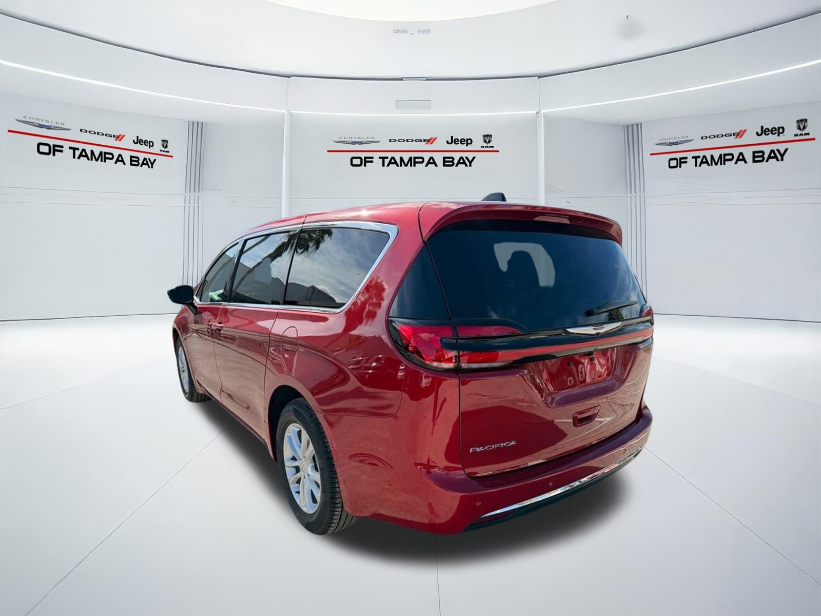 New 2026 Chrysler Pacifica Select FWD image 4