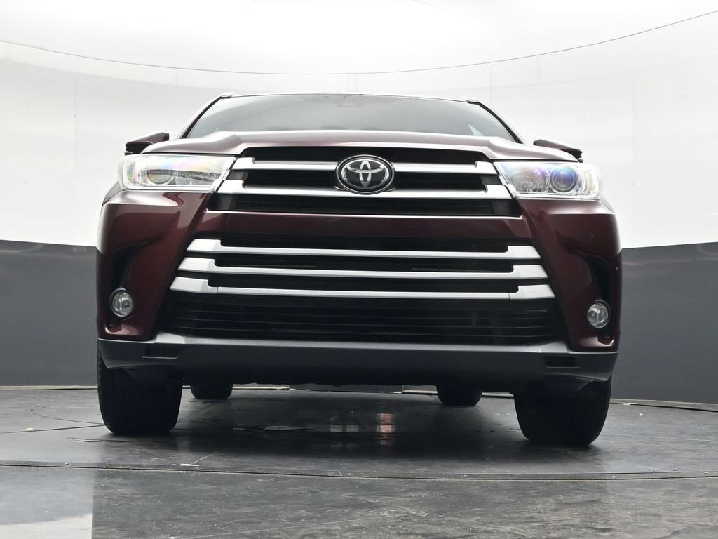 Used 2019 Toyota Highlander XLE AWD/4WD image 38