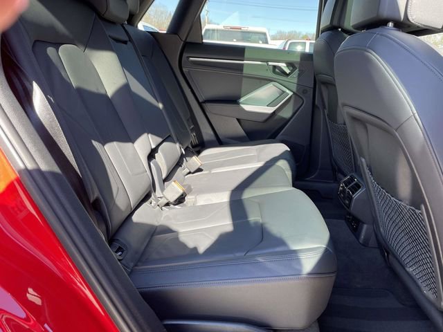 Used 2025 Audi Q3 2.0T Premium image 19