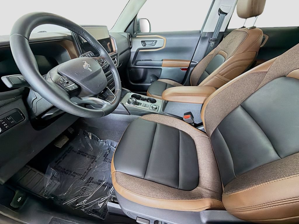 Certified 2025 Ford Bronco Sport Outer Banks w/ Outer Banks Tech Package+ AWD/4WD image 23