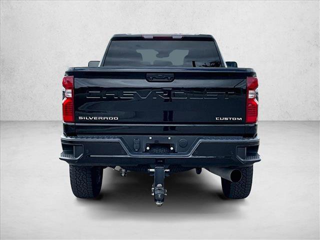 Used 2024 Chevrolet Silverado 2500 Custom w/ Custom Value Package image 4