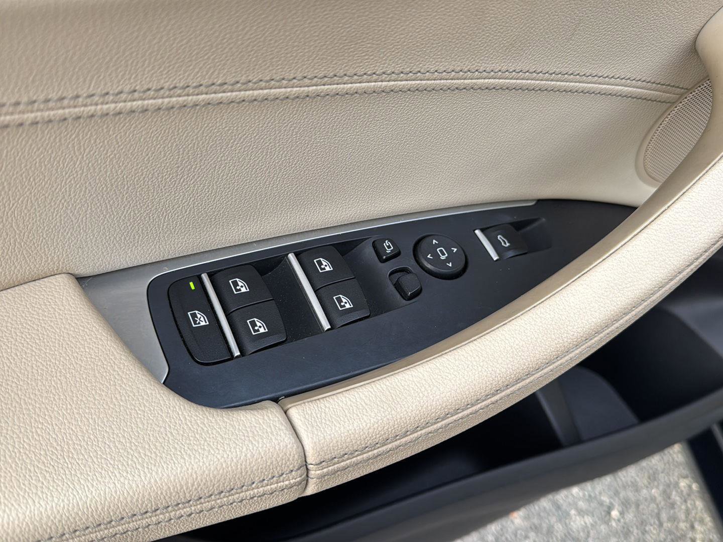 Used 2019 BMW X3 xDrive30i w/ M Sport Package 2 image 28