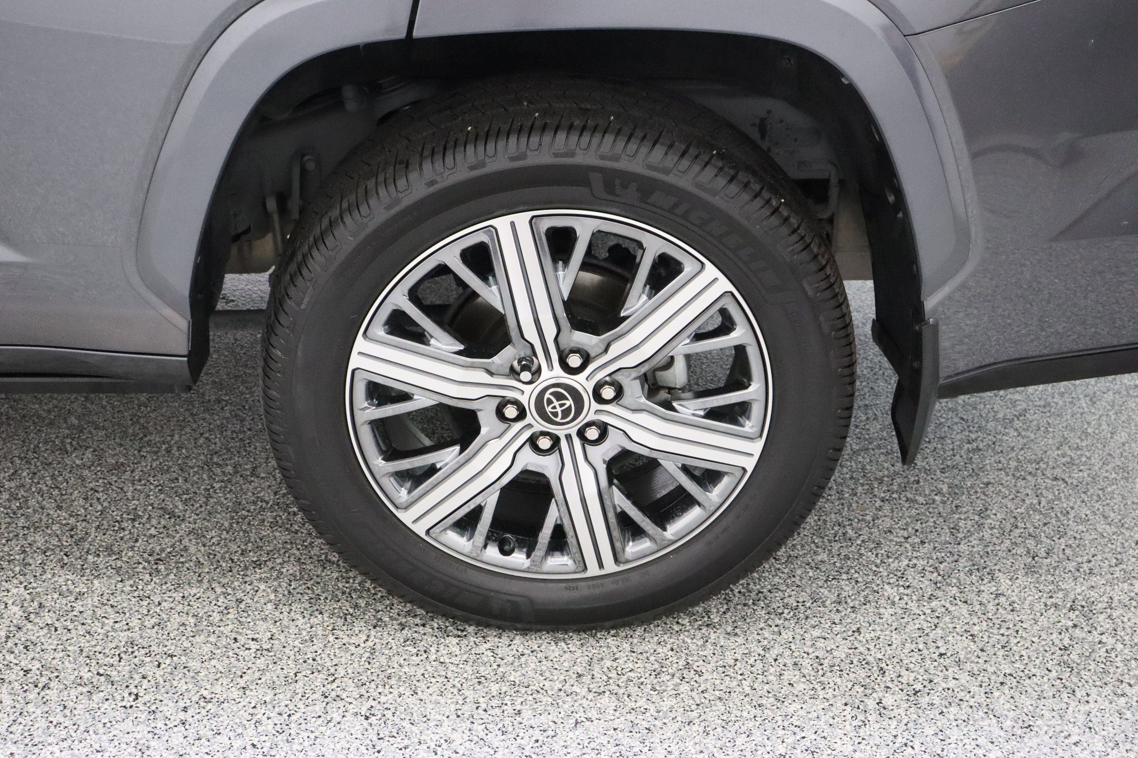 Used 2023 Toyota Sequoia Capstone image 10