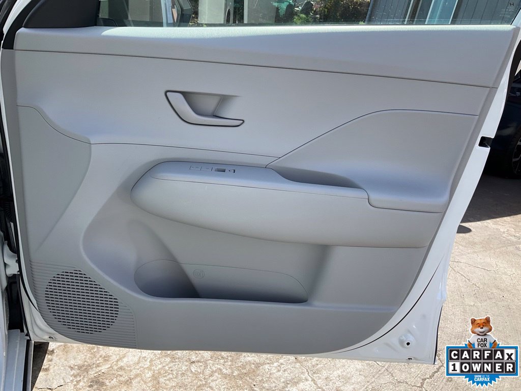 Used 2024 Hyundai Kona SEL FWD image 69
