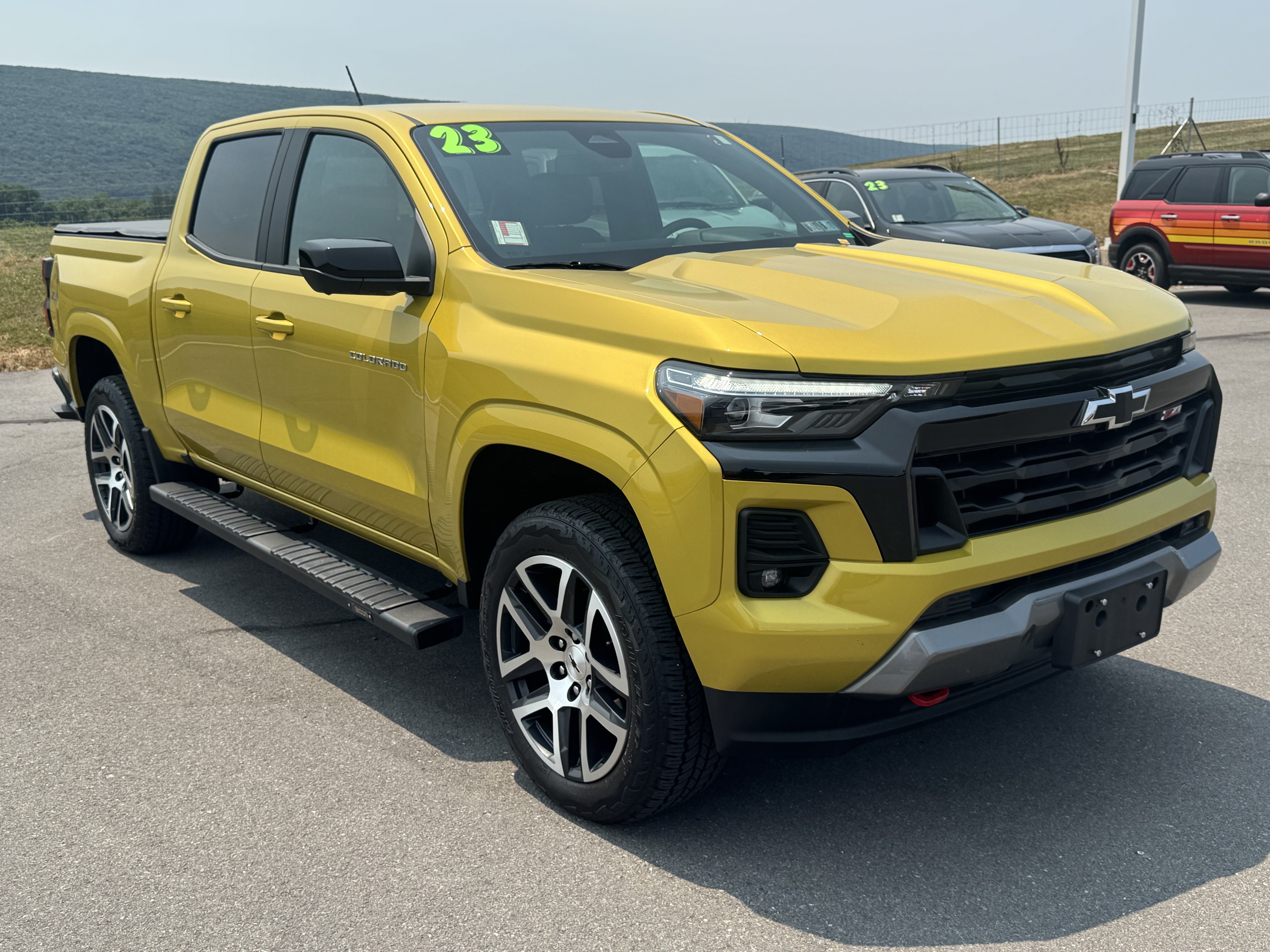 Used 2023 Chevrolet Colorado Z71 w/ Z71 Convenience Package 2 AWD/4WD video 1
