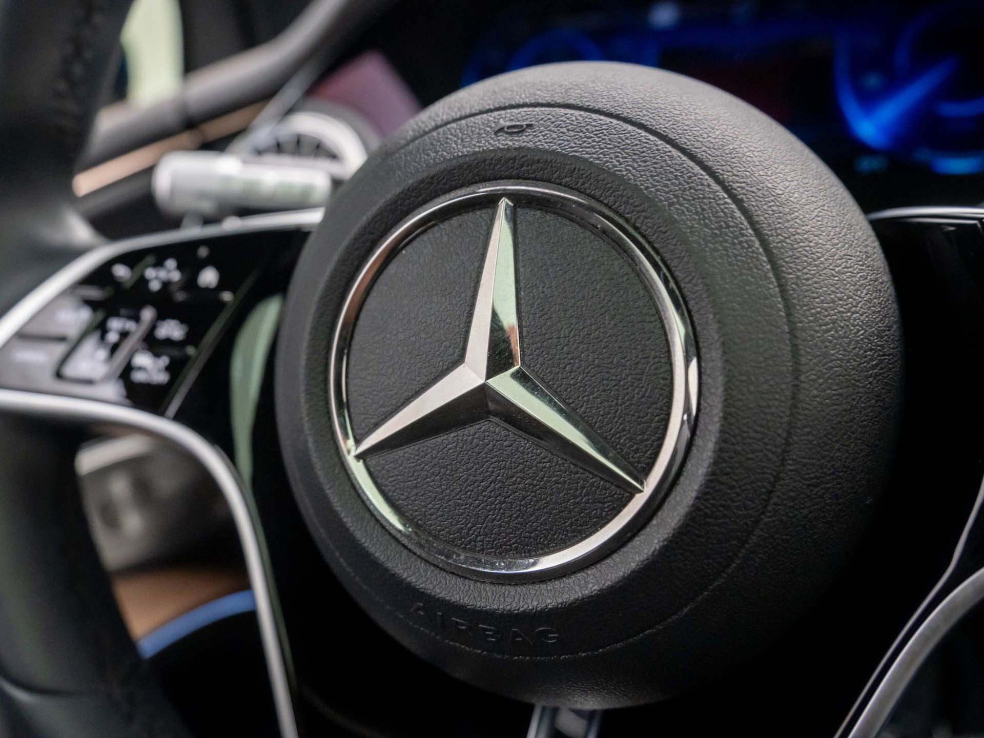 Certified 2023 Mercedes-Benz EQS 580 4MATIC SUV image 31