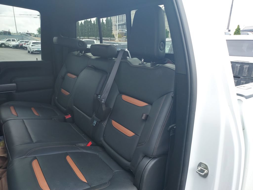 Used 2021 GMC Sierra 3500 AT4 w/ AT4 Preferred Package AWD/4WD image 13
