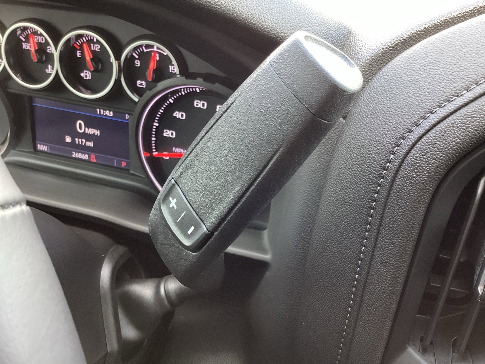 Used 2022 Chevrolet Silverado 1500 LT RWD image 25