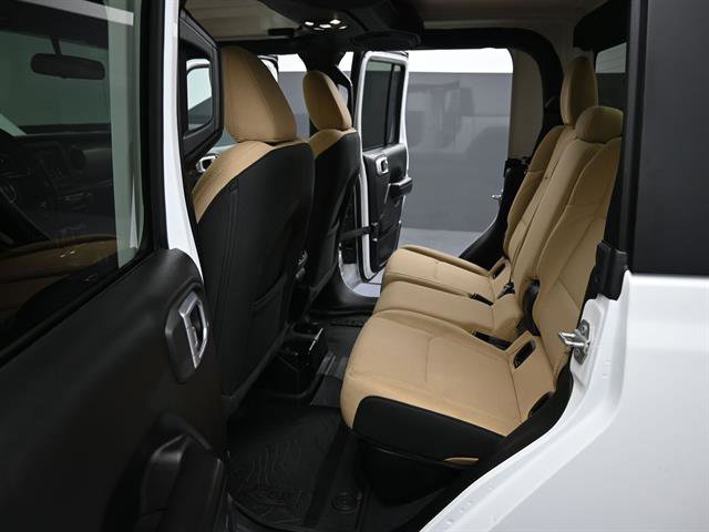 Used 2020 Jeep Gladiator Sport w/ Quick Order Package 24S image 13