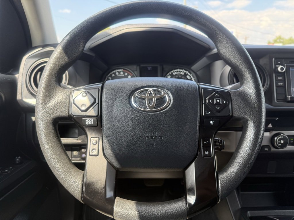 Used 2019 Toyota Tacoma SR image 17