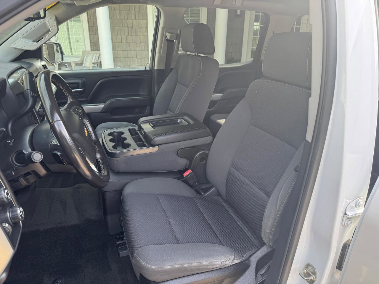 Used 2018 Chevrolet Silverado 1500 LT w/ All Star Edition AWD/4WD image 12
