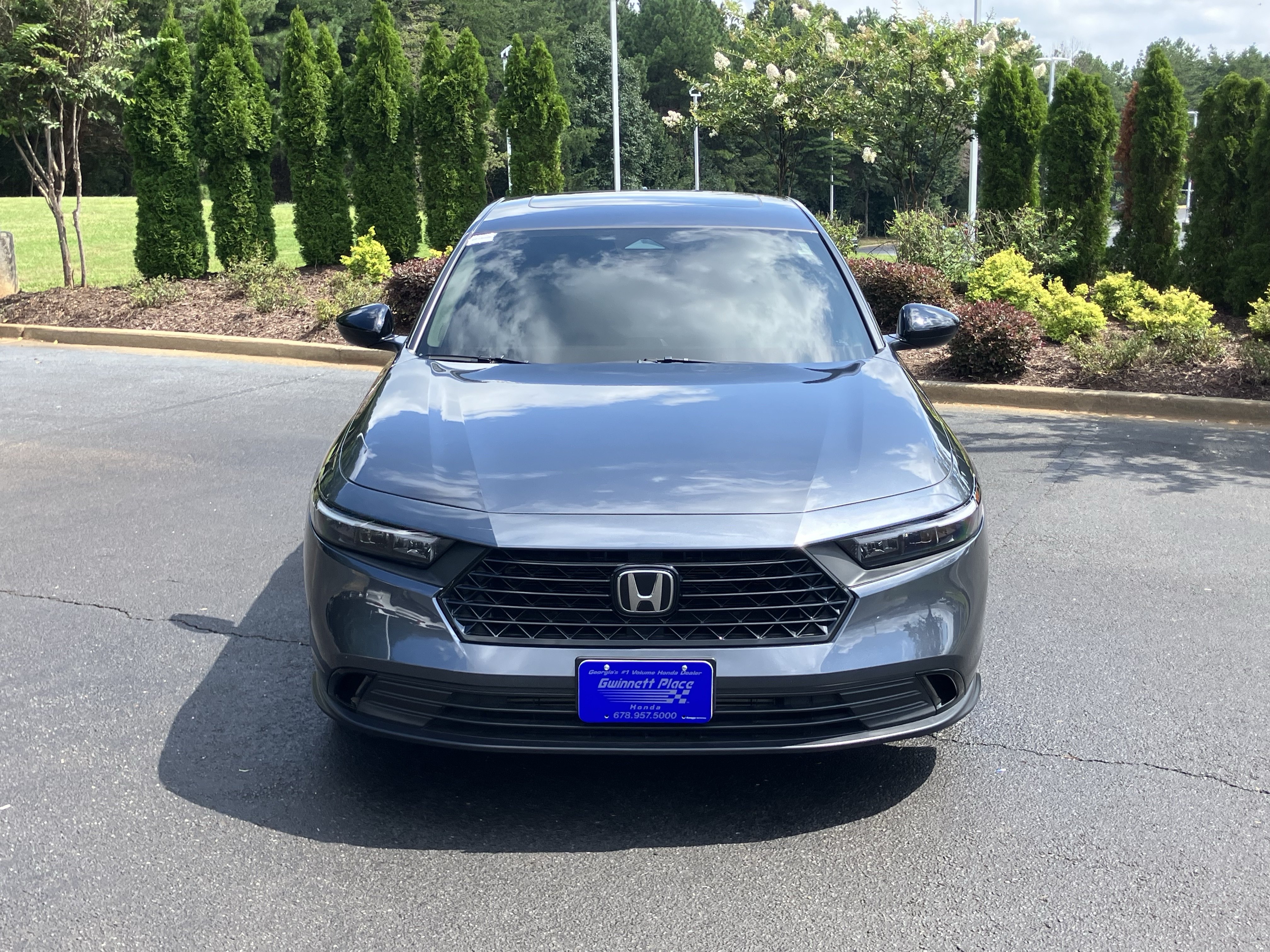 Used 2025 Honda Accord SE image 3