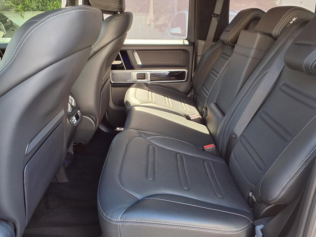 Used 2025 Mercedes-Benz G 550 image 14